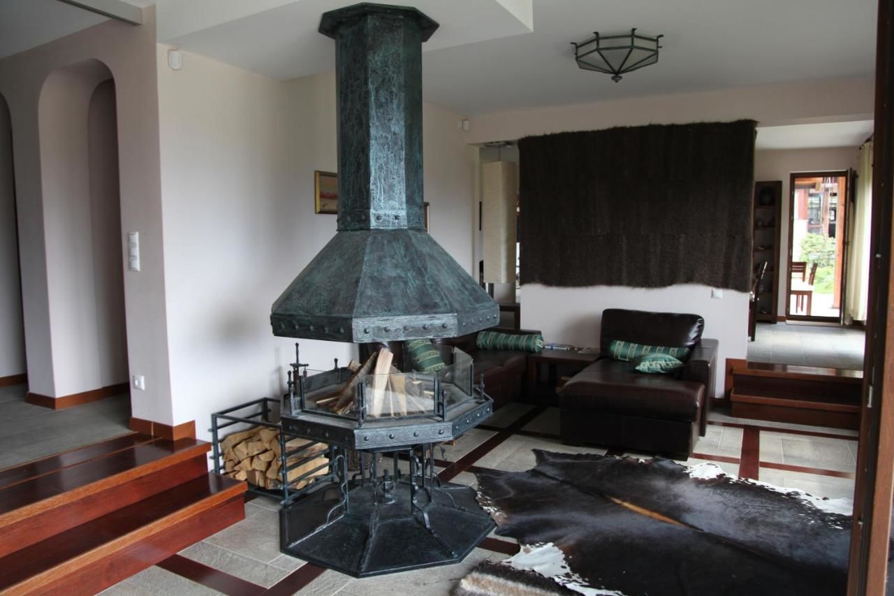 Виллы Ski & Spa Chalet Bansko Банско-18
