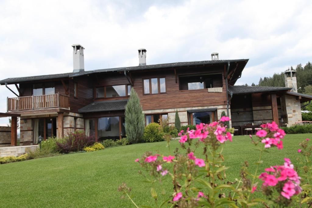 Виллы Ski & Spa Chalet Bansko Банско-46