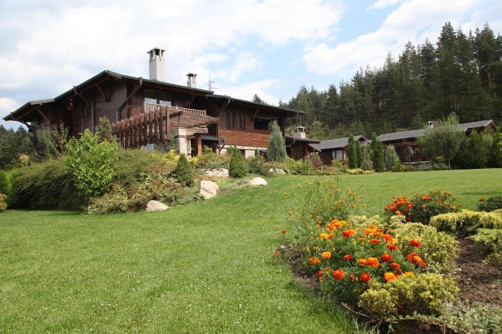 Виллы Ski & Spa Chalet Bansko Банско-50