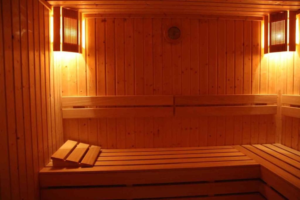 Виллы Ski & Spa Chalet Bansko Банско-54
