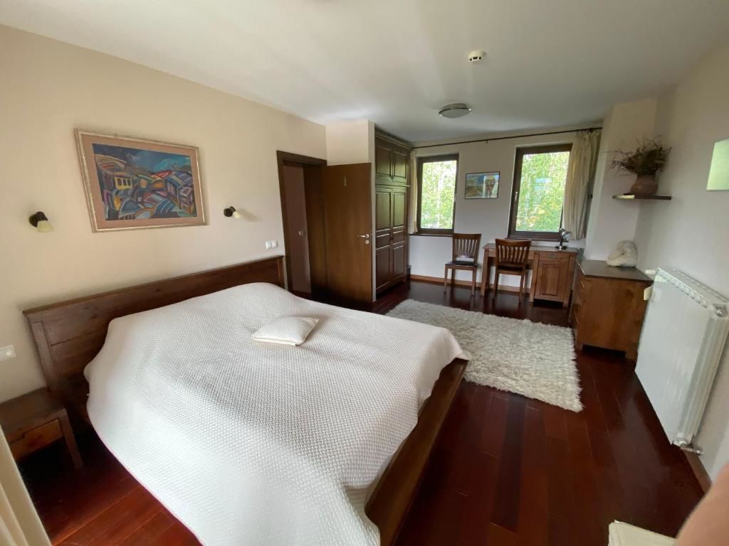 Виллы Ski & Spa Chalet Bansko Банско-57